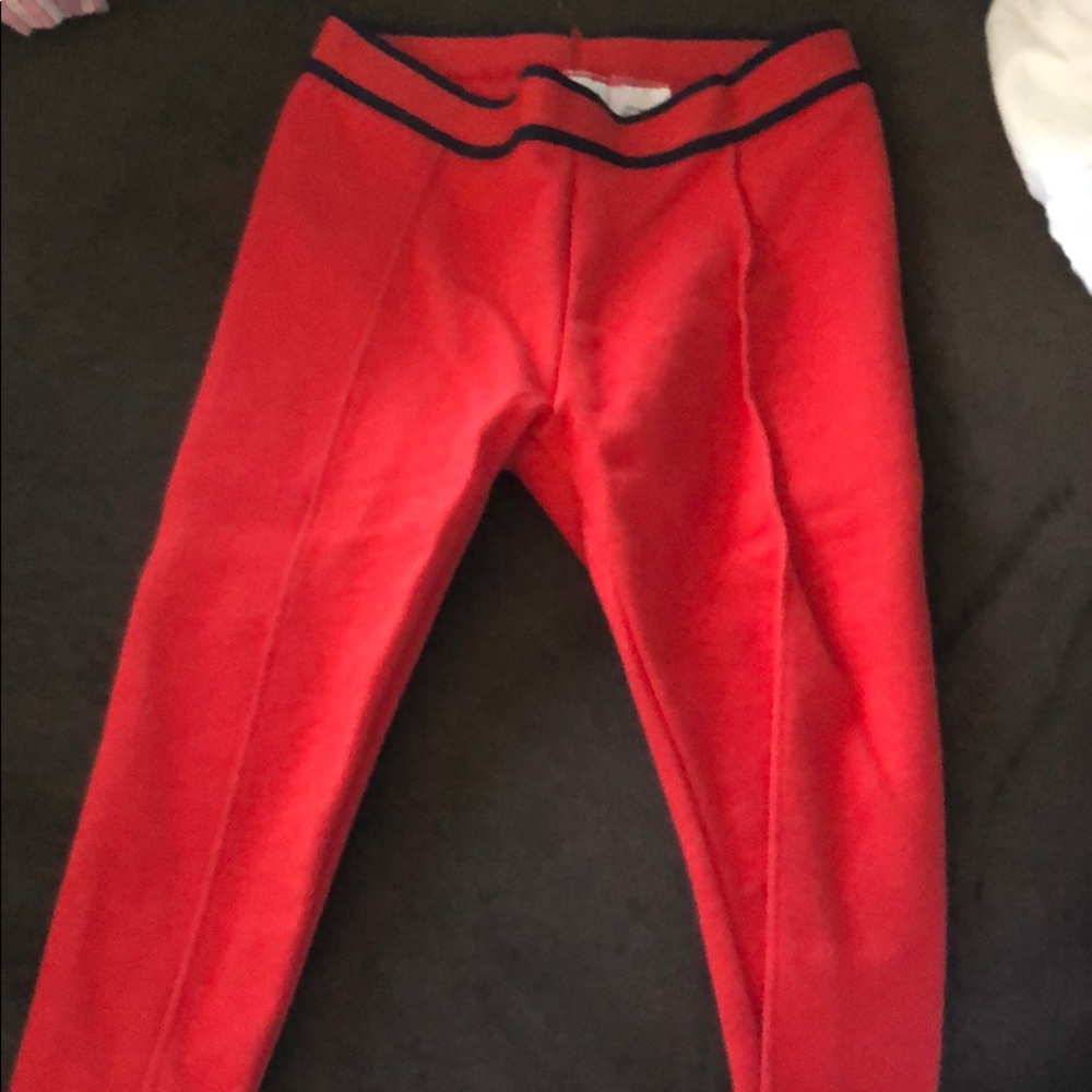 Two piece set - Picture 2 of 3